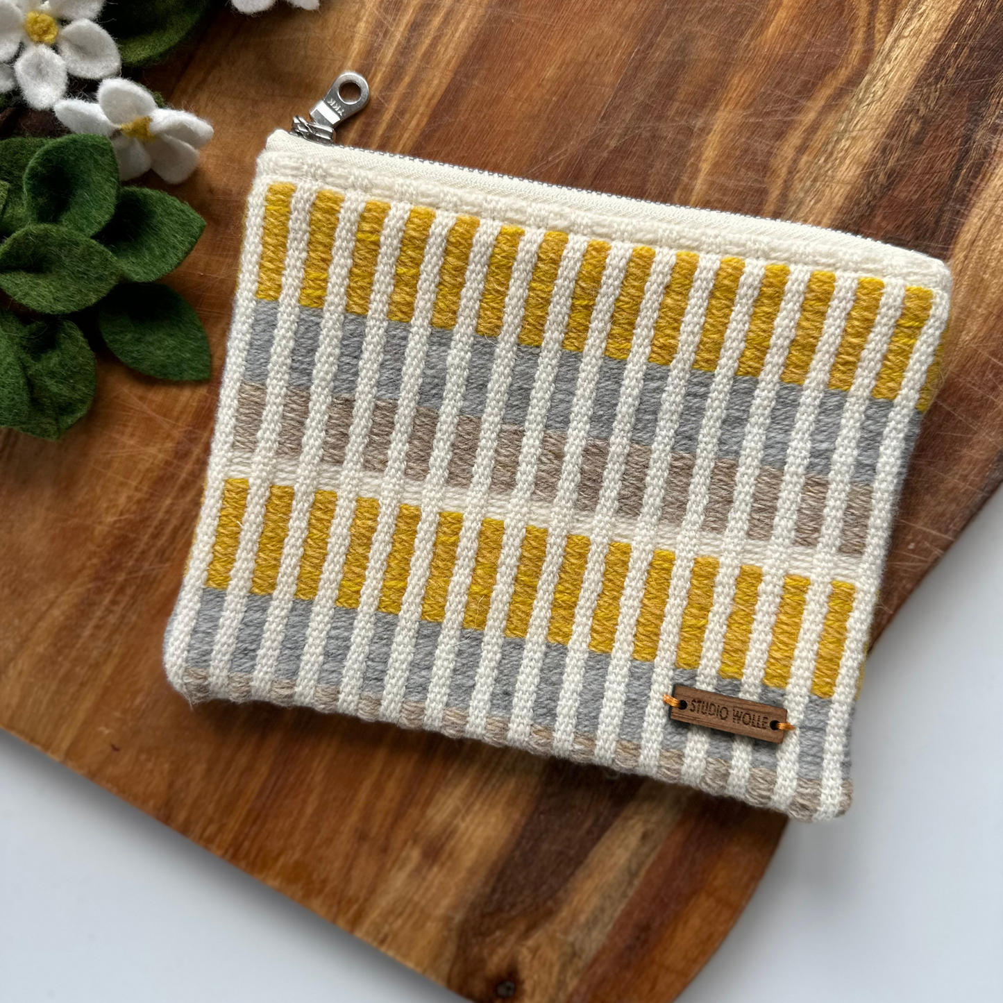 Small Pouch - Gradient Yellow